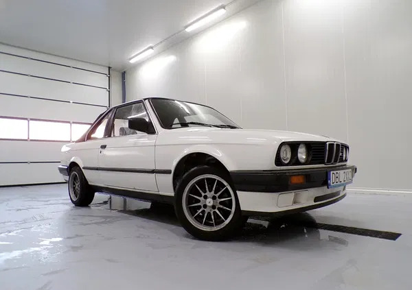 bmw BMW Seria 3 cena 38000 przebieg: 224270, rok produkcji 1990 z Bolesławiec
